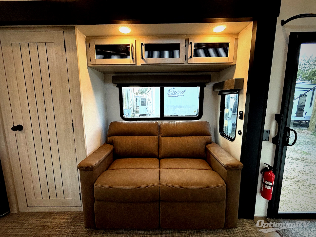 2026 Forest River Puma Vista 403LFT Photo 6