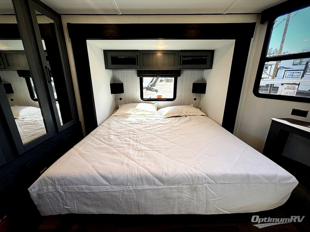 2026 Forest River Puma Vista 420LFT Photo 6