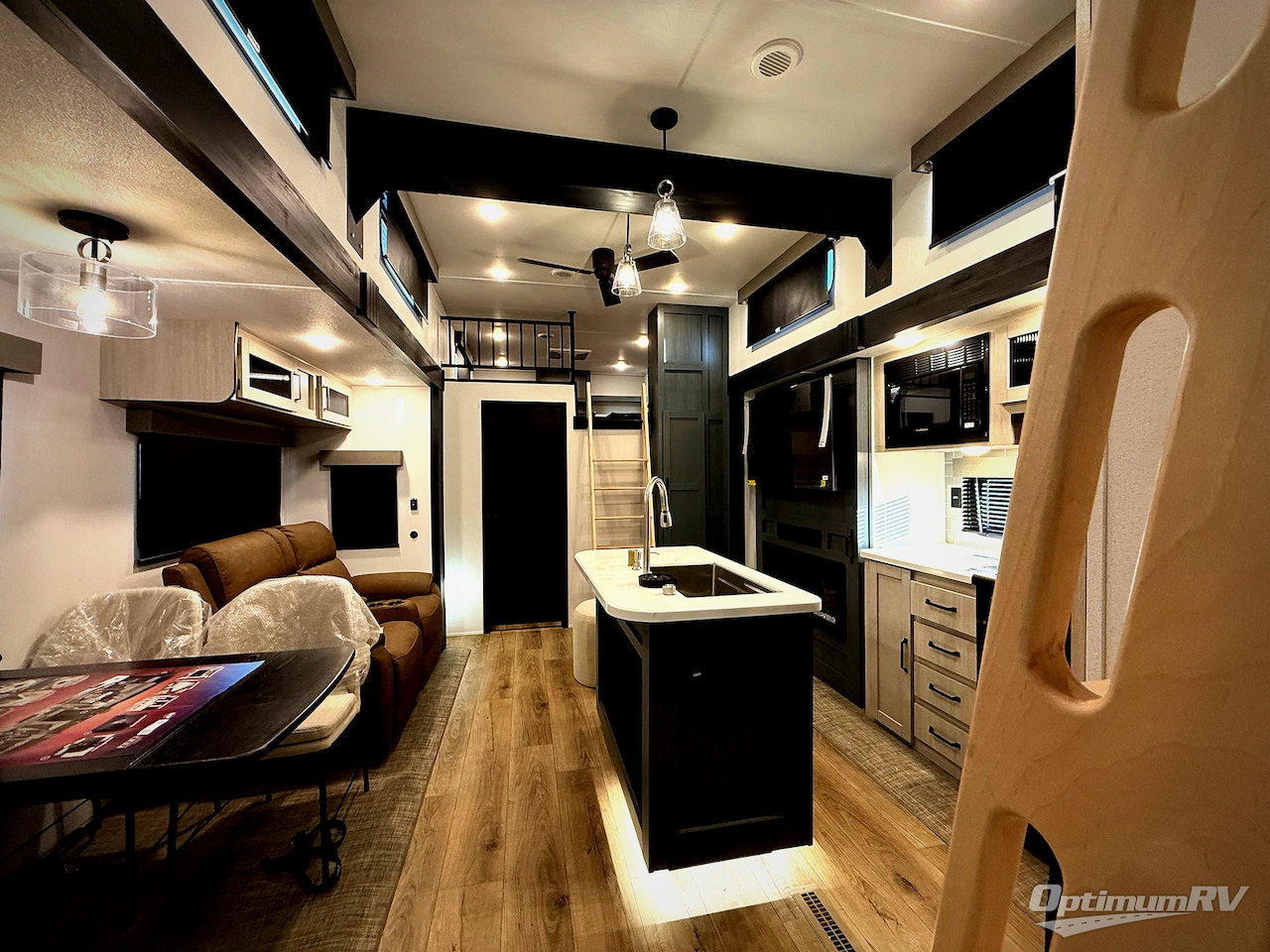 2026 Forest River Puma Vista 421LFT Photo 4