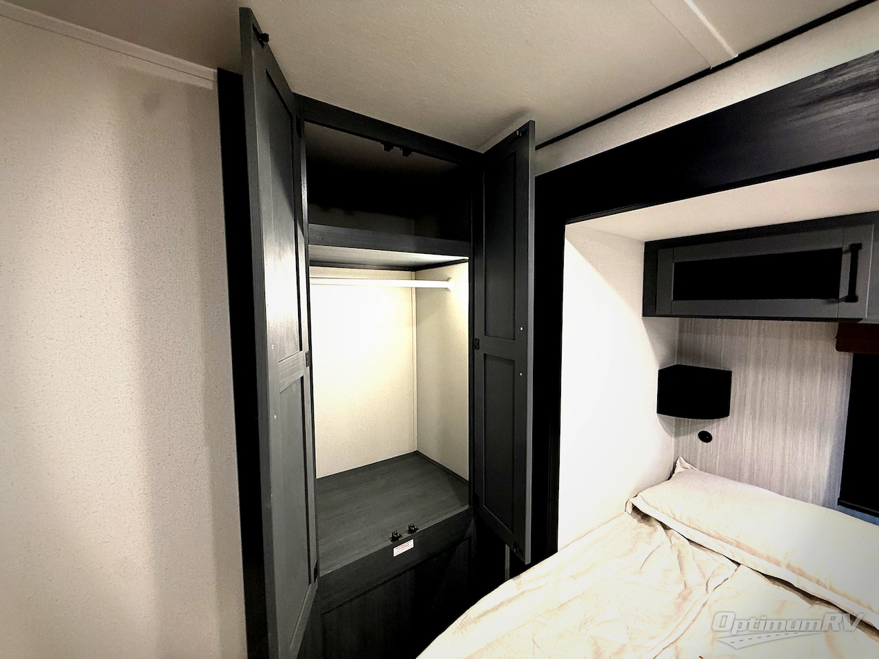 2026 Forest River Puma Vista 423LFT Photo 9