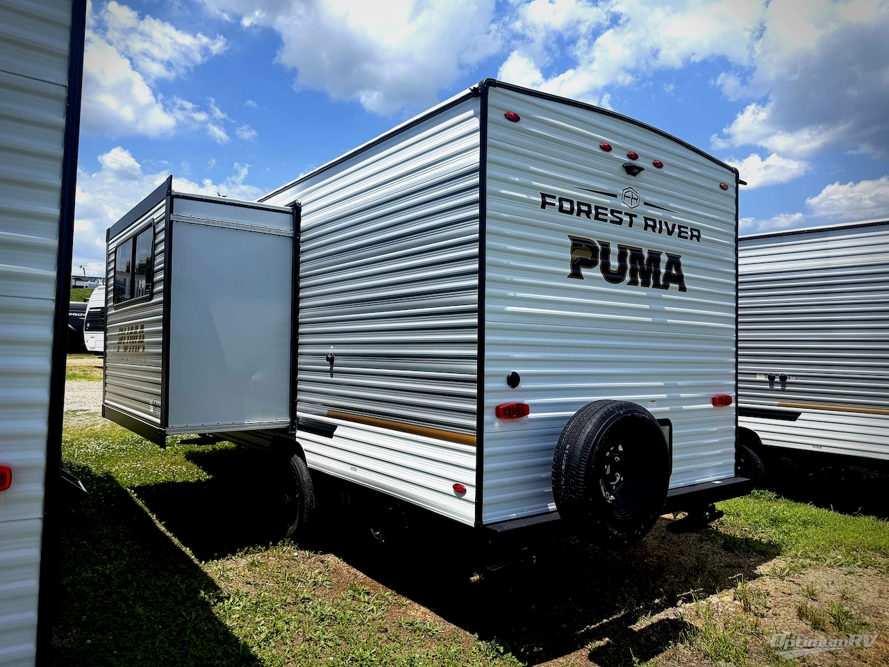 2027 Forest River Puma Camping Edition 18BHCE Photo 3