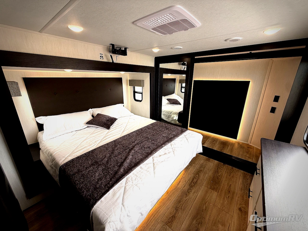 2026 Forest River Cherokee Sabre 36FLX Photo 18