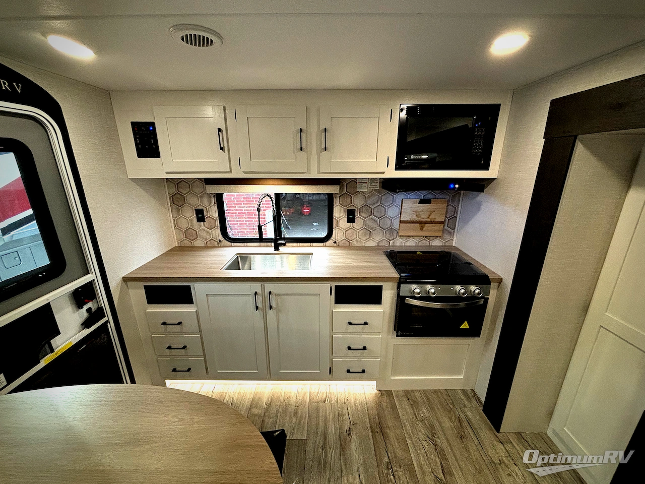 2026 Venture Sienna SA231VRK Photo 6