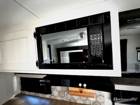 2026 Venture Sienna SA241VRD RV Photo 3