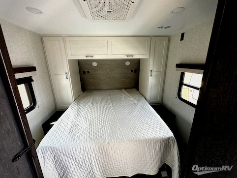 2026 Venture Sienna SA281VQB RV Photo 4