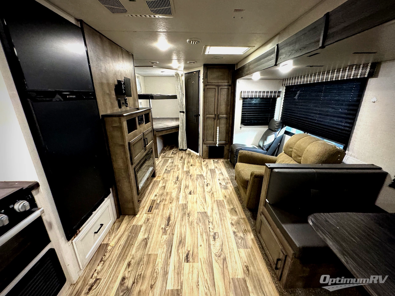 2022 Venture Stratus Ultra-Lite SR281VBH Photo 4