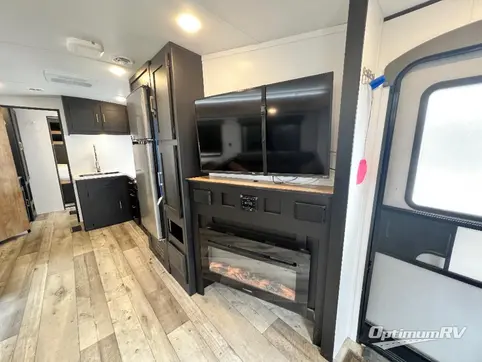 2022 Keystone Springdale 285TL RV Photo 2