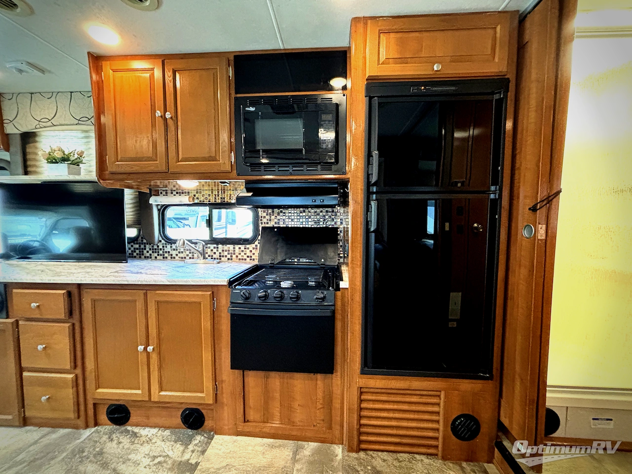2019 Coachmen Leprechaun 319MB Ford 450 Photo 11