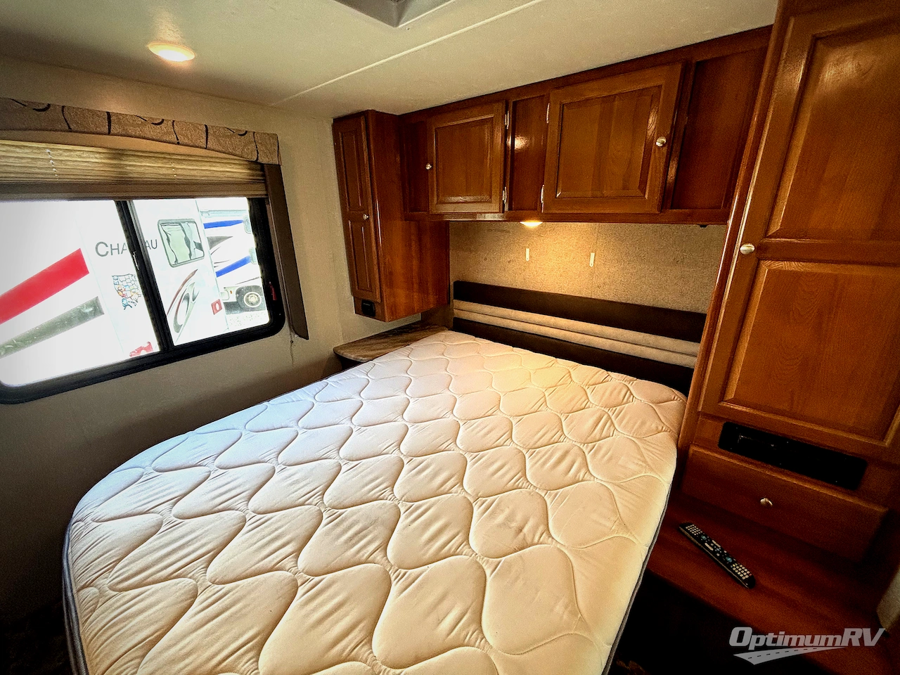 2019 Coachmen Leprechaun 319MB Ford 450 Photo 15