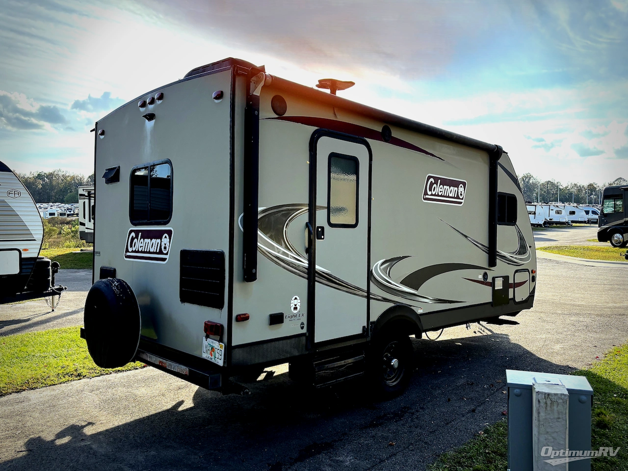 2018 Dutchmen Coleman Light LX 1605FB Photo 2