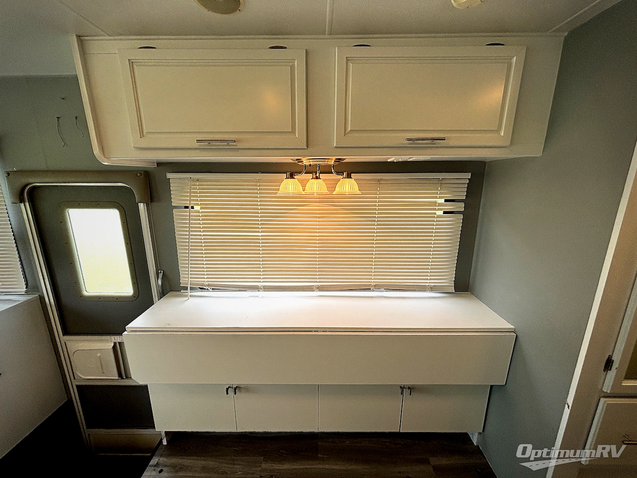 2005 Coachmen Mirada 300QB Photo 12