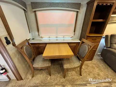 2017 Heartland Landmark 365 Orlando RV Photo 4