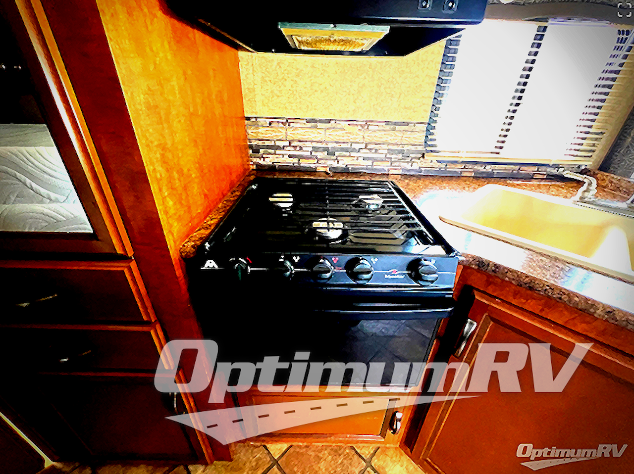 2014 Thor Chateau 26A Photo 12