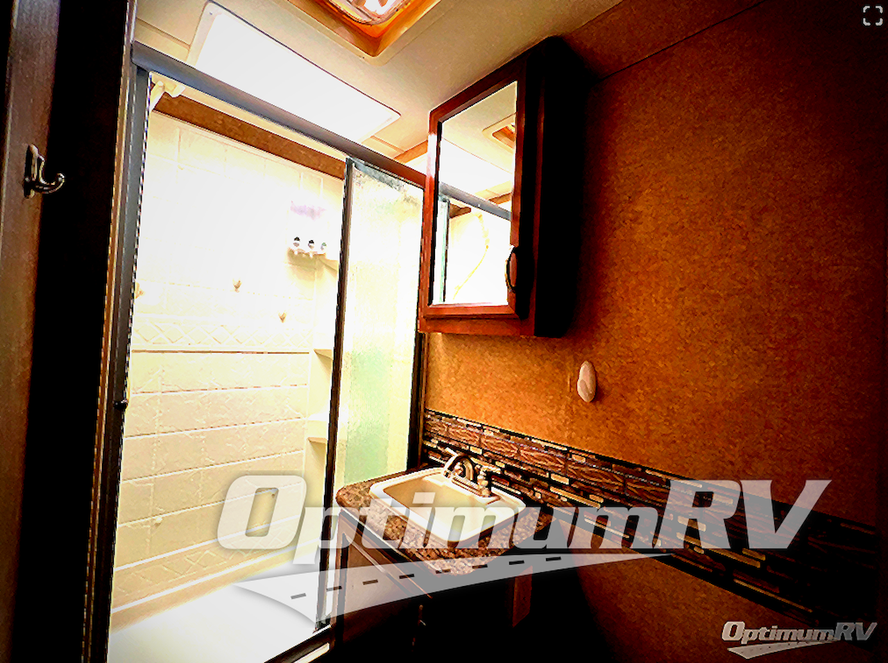 2014 Thor Chateau 26A Photo 18