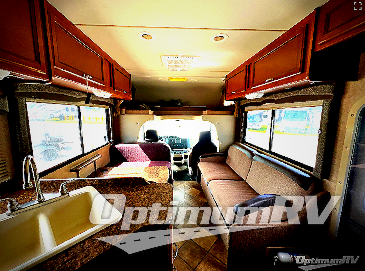 2014 Thor Chateau 26A Photo 4