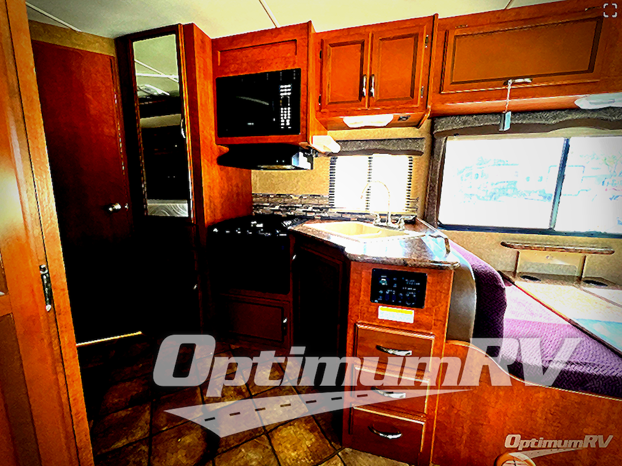 2014 Thor Chateau 26A Photo 10