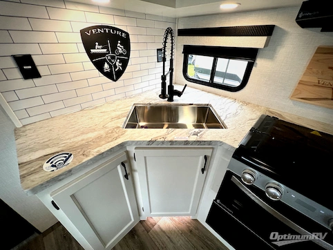 2026 Venture Stratus SR261VRB RV Photo 3