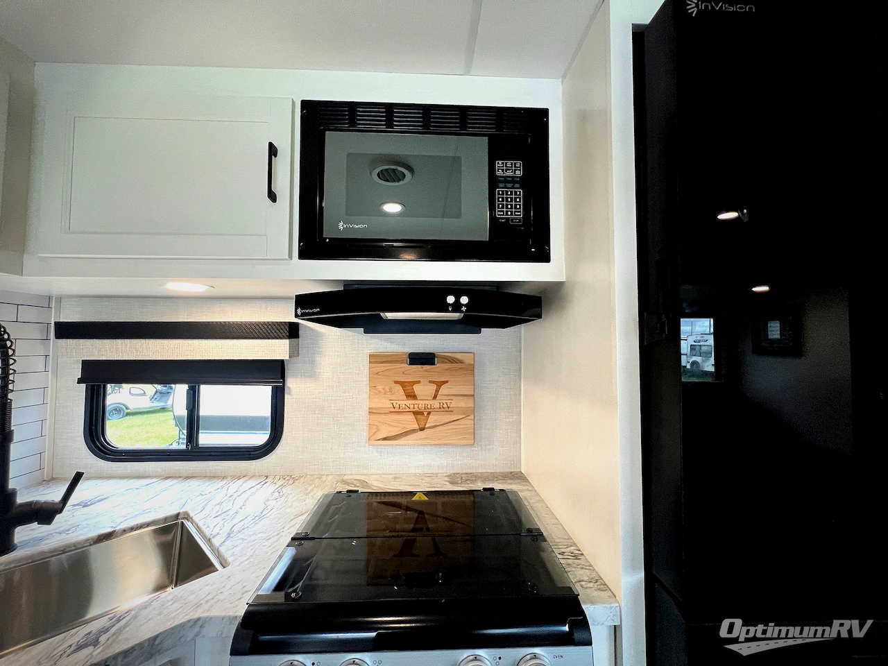 2026 Venture Stratus SR261VRB Photo 13