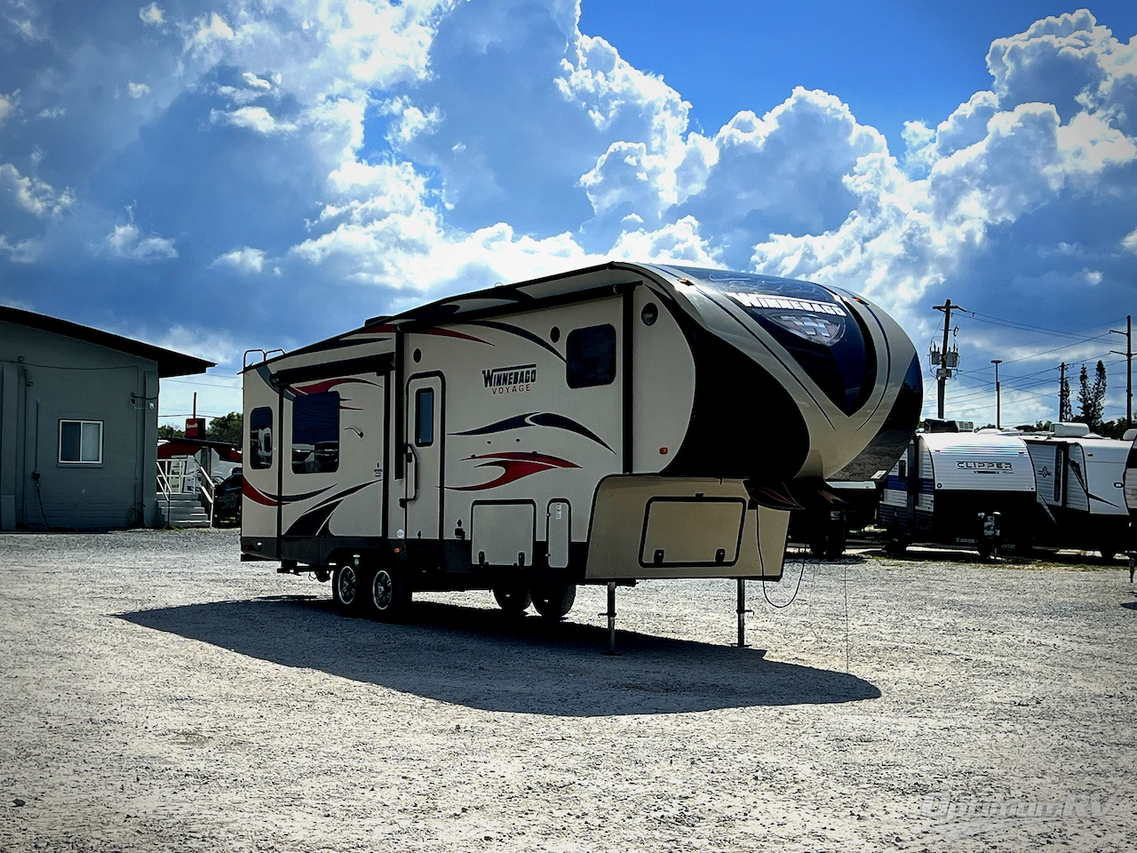 2015 Winnebago Towables Voyage 29FWRSS Photo 1