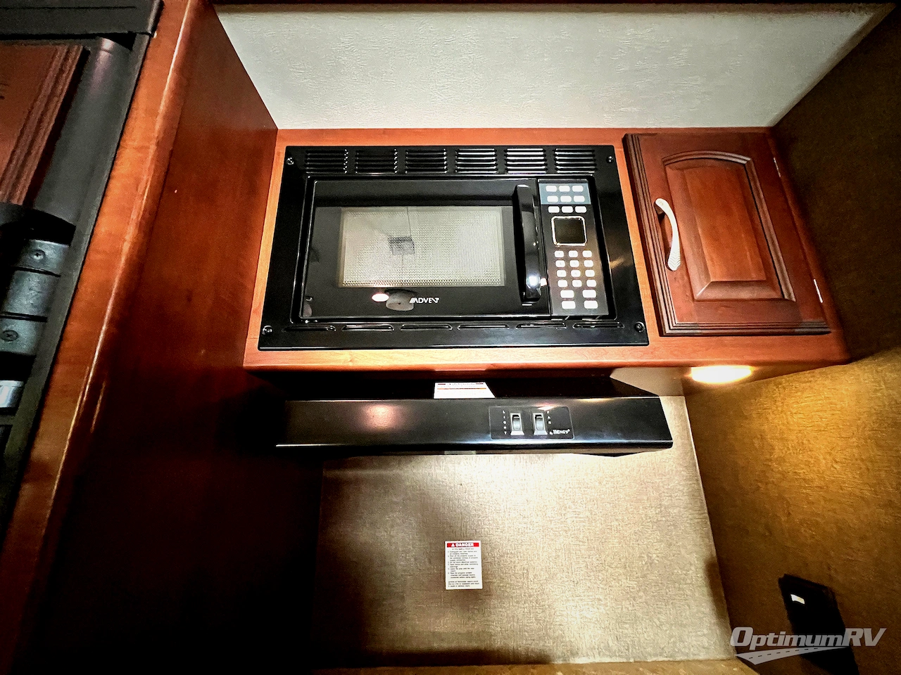 2015 Winnebago Towables Voyage 29FWRSS Photo 8