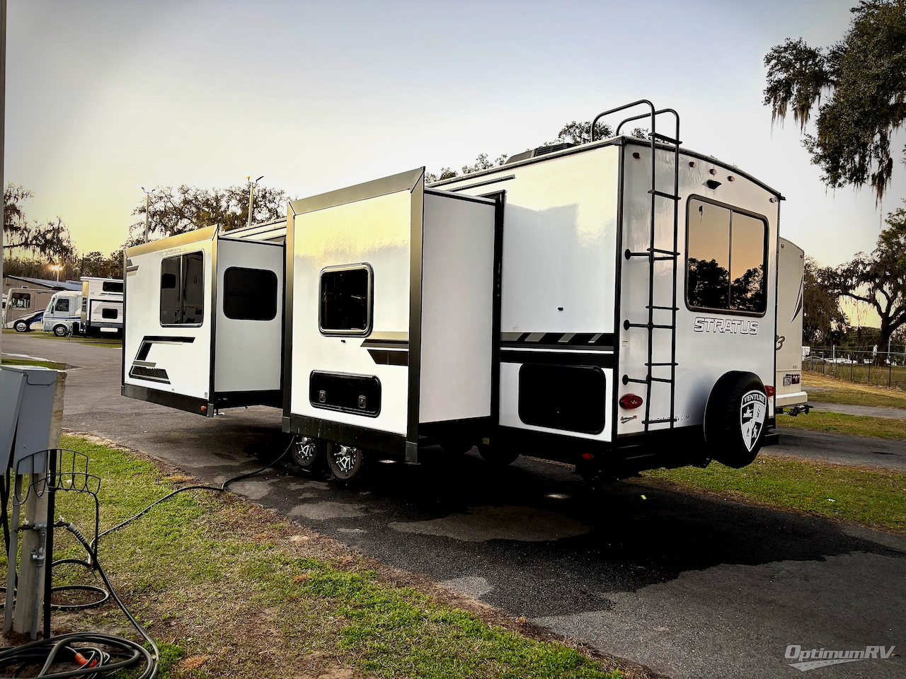 2025 Venture Stratus SR262VFK Photo 3