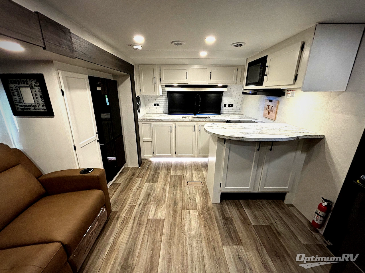 2026 Venture Stratus SR262VFK Photo 5