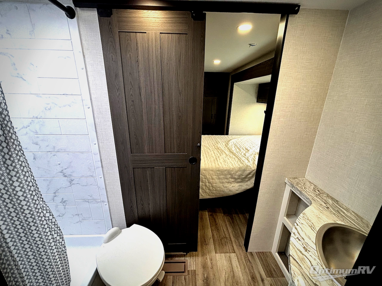 2026 Venture Stratus SR262VFK Photo 12