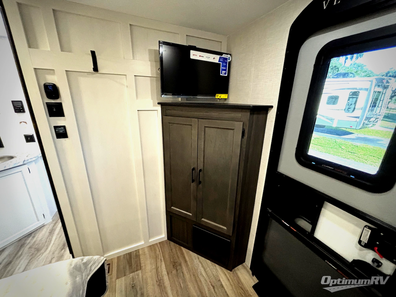 2026 Venture Stratus SR262VFK Photo 17