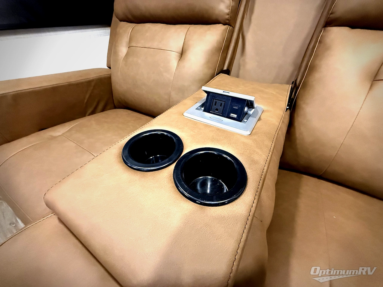 2026 Venture Stratus SR262VFK Photo 10