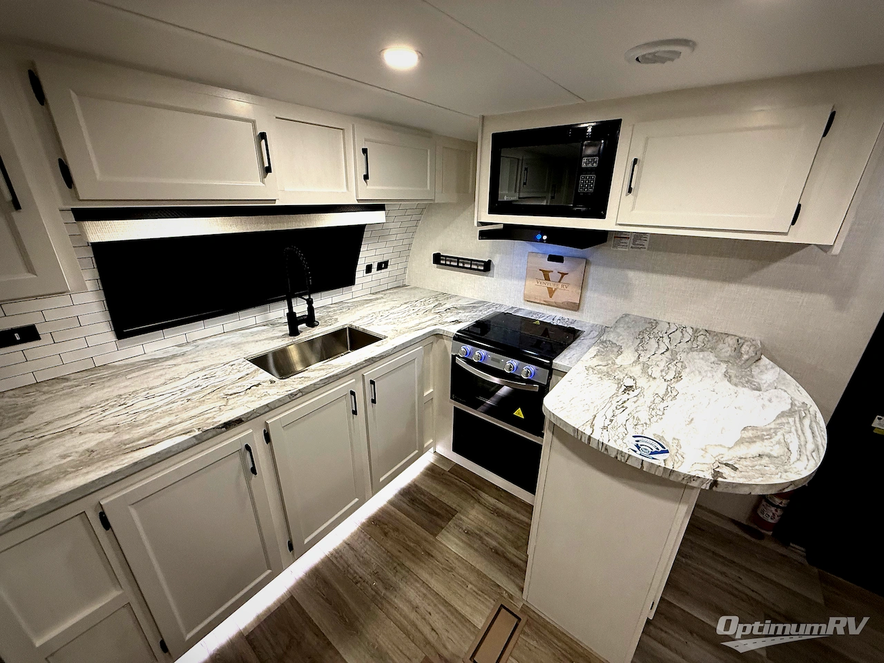 2026 Venture Stratus SR262VFK Photo 14