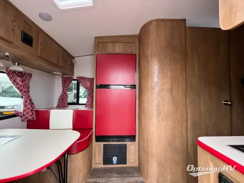 2024 Gulf Stream Vintage Cruiser 17RWD RV Photo 3