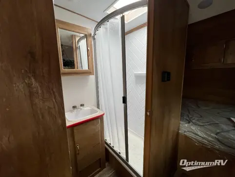 2024 Gulf Stream Vintage Cruiser 17RWD RV Photo 4