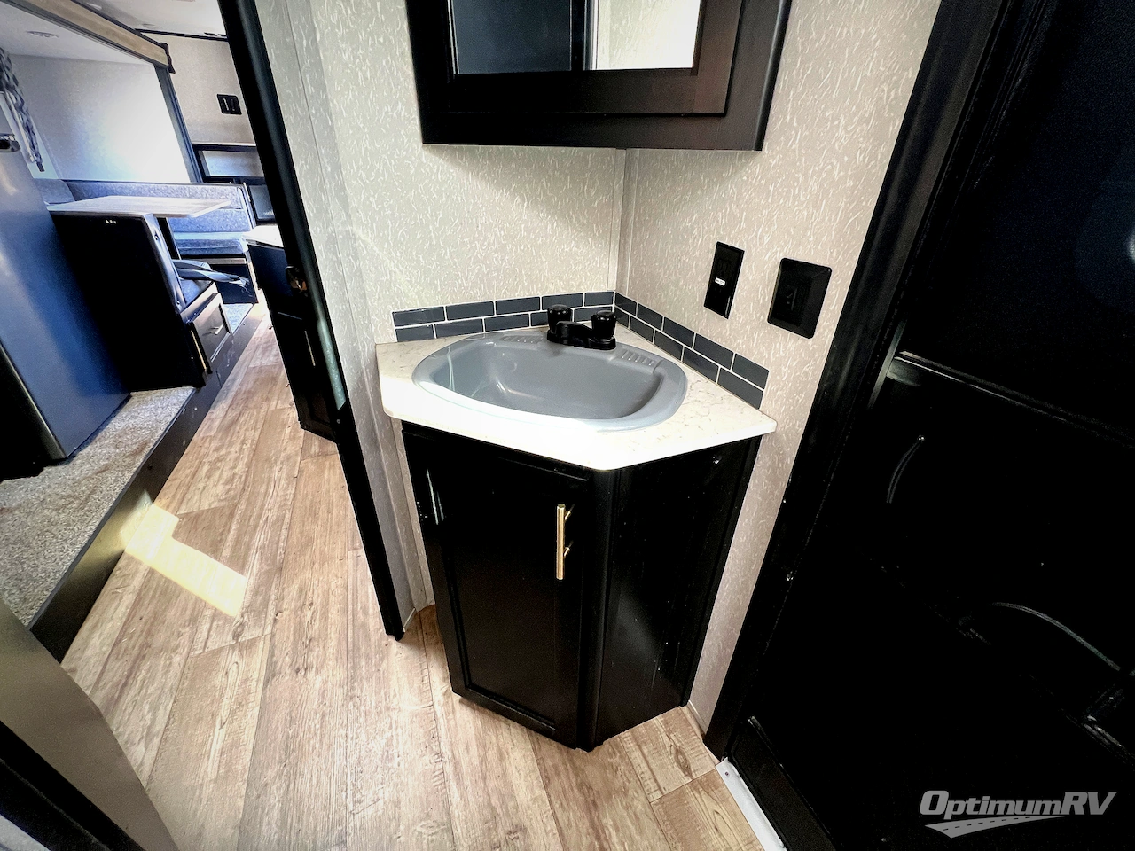 2022 Forest River Cherokee Grey Wolf 26BRB Photo 13