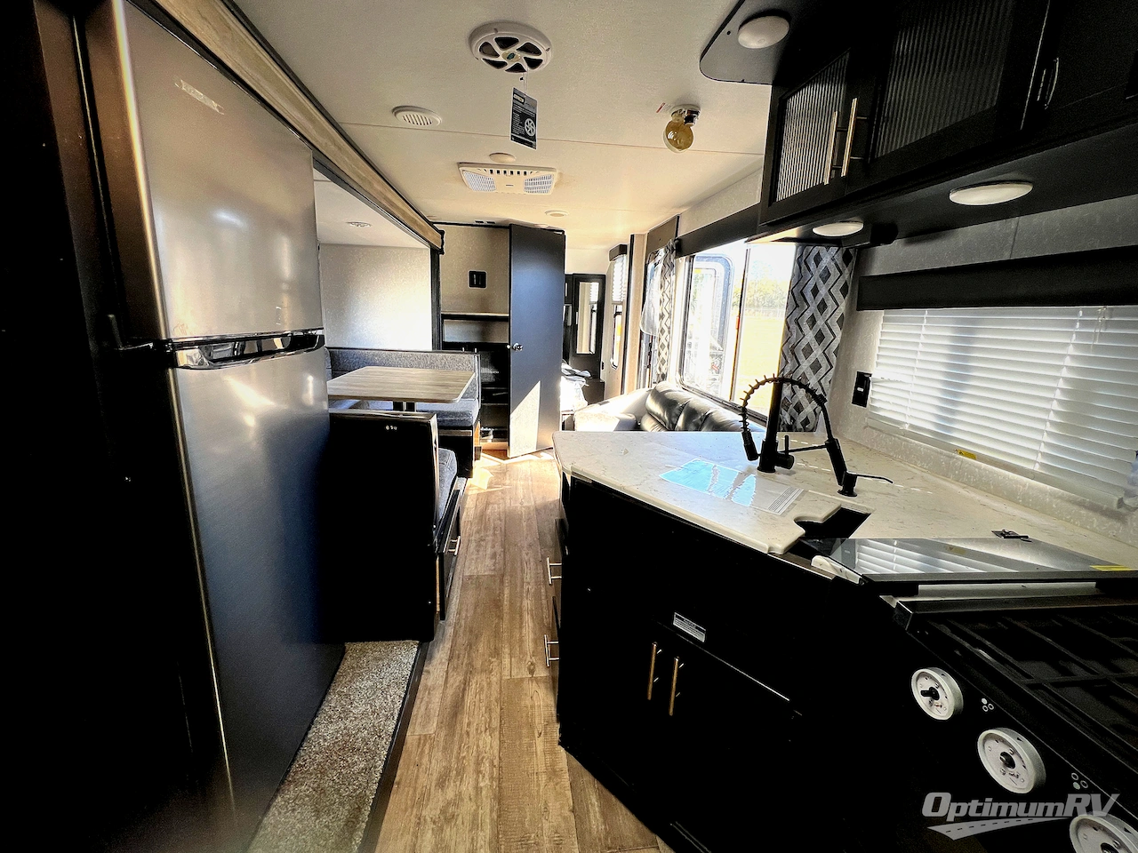 2022 Forest River Cherokee Grey Wolf 26BRB Photo 6