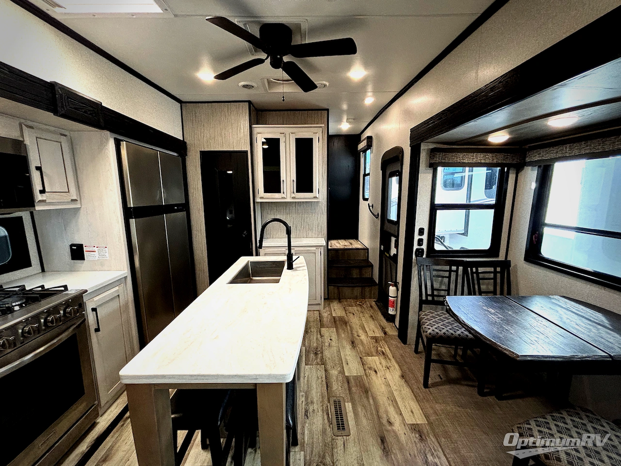 2022 KZ Durango D348BHF Photo 5