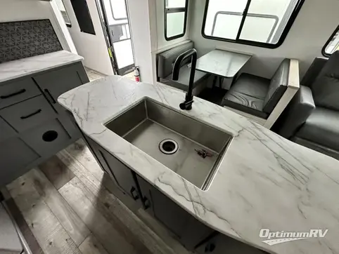 2022 Heartland Sundance Ultra Lite 293RL RV Photo 3