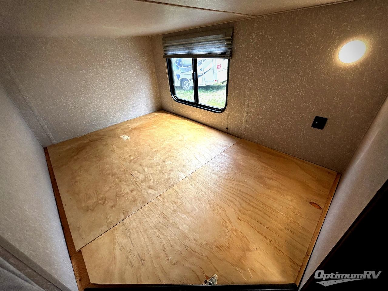 2022 Forest River Cherokee Grey Wolf 26BRB Photo 3
