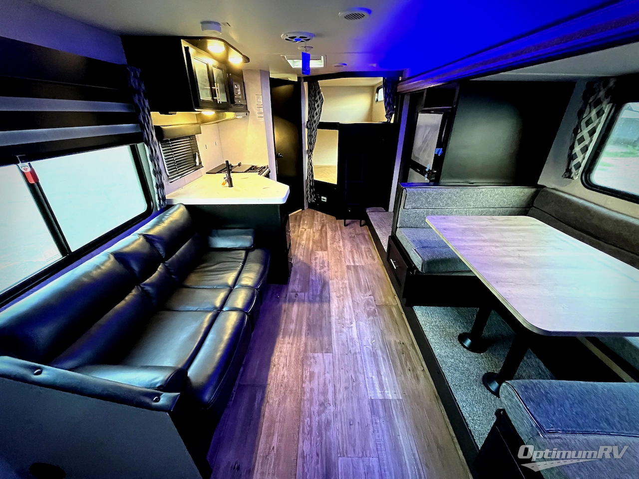 2022 Forest River Cherokee Grey Wolf 26BRB Photo 5