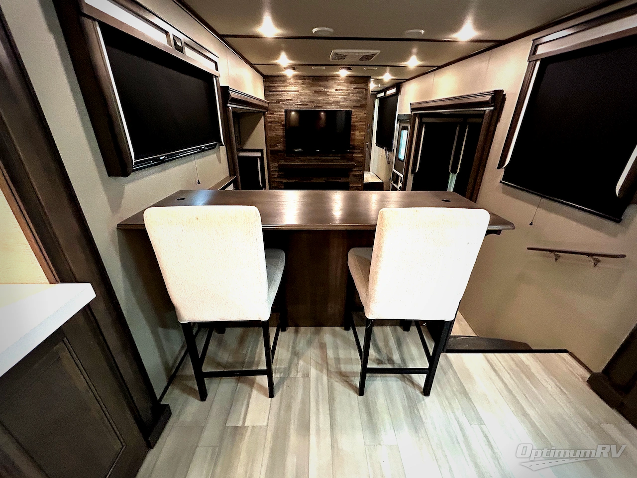 2022 Grand Design Solitude 390RK Photo 21