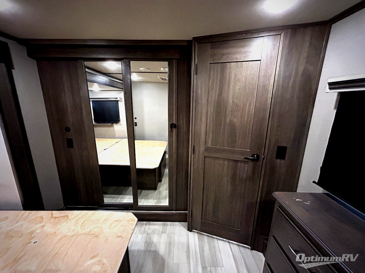 2022 Grand Design Solitude 390RK Photo 10