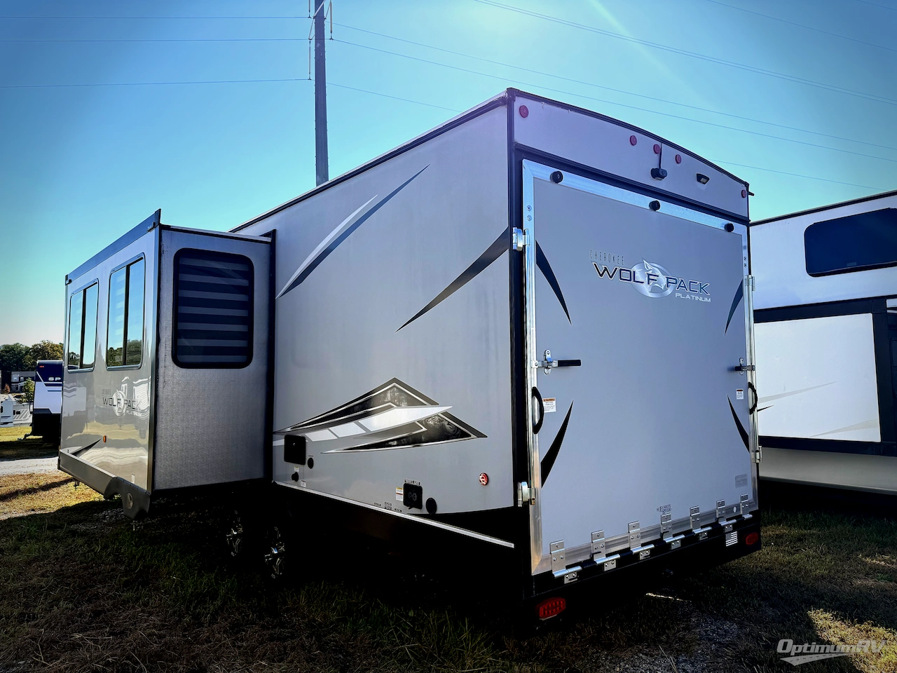 2022 Forest River Cherokee Wolf Pack 27PACK10 Photo 3