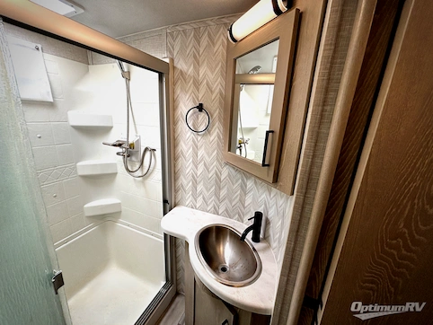 2022 Forest River Rockwood Ultra Lite 2898BS RV Photo 3