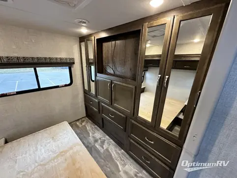 2023 Gulf Stream Yellowstone 6320 RV Photo 3