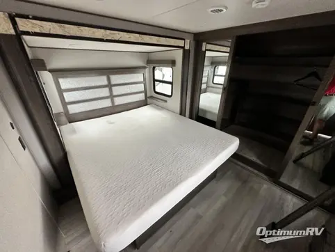 2022 Grand Design Solitude S-Class 3740BH-R RV Photo 4