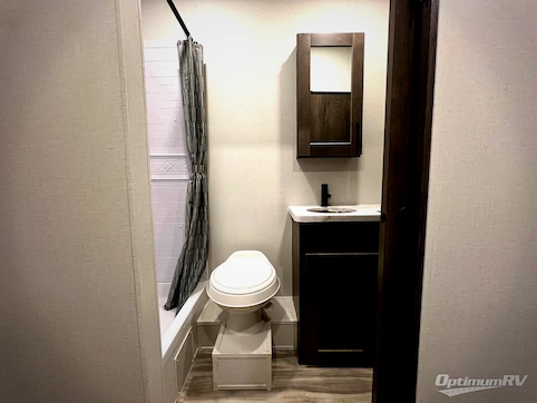 2023 Alliance Valor 29T18 RV Photo 4