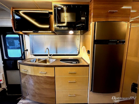 2017 Itasca Navion 24G RV Photo 2