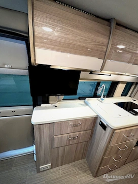 2022 Thor Sequence 20K RV Photo 3