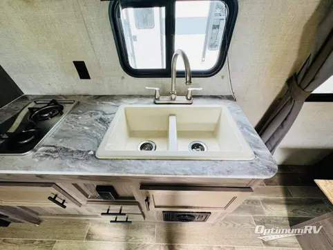 2022 Gulf Stream Trailmaster Ultra-Lite 248BH RV Photo 3