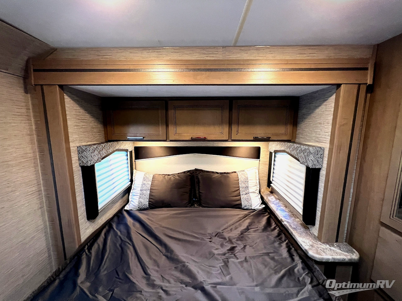 2022 Thor Chateau 22B Photo 22