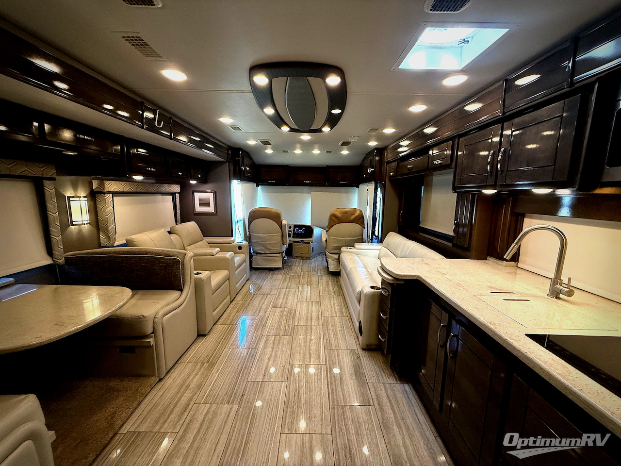 2021 Jayco Embark 39T2 Photo 3